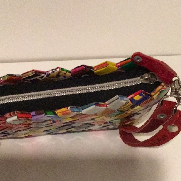 Candy wrapper clutch - Picture 2 of 3
